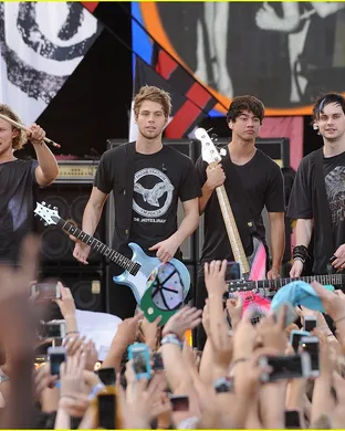 5 Seconds of Summer Grand Rapids