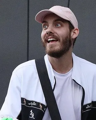 San Holo